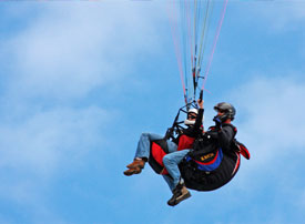 Tandem paragliding